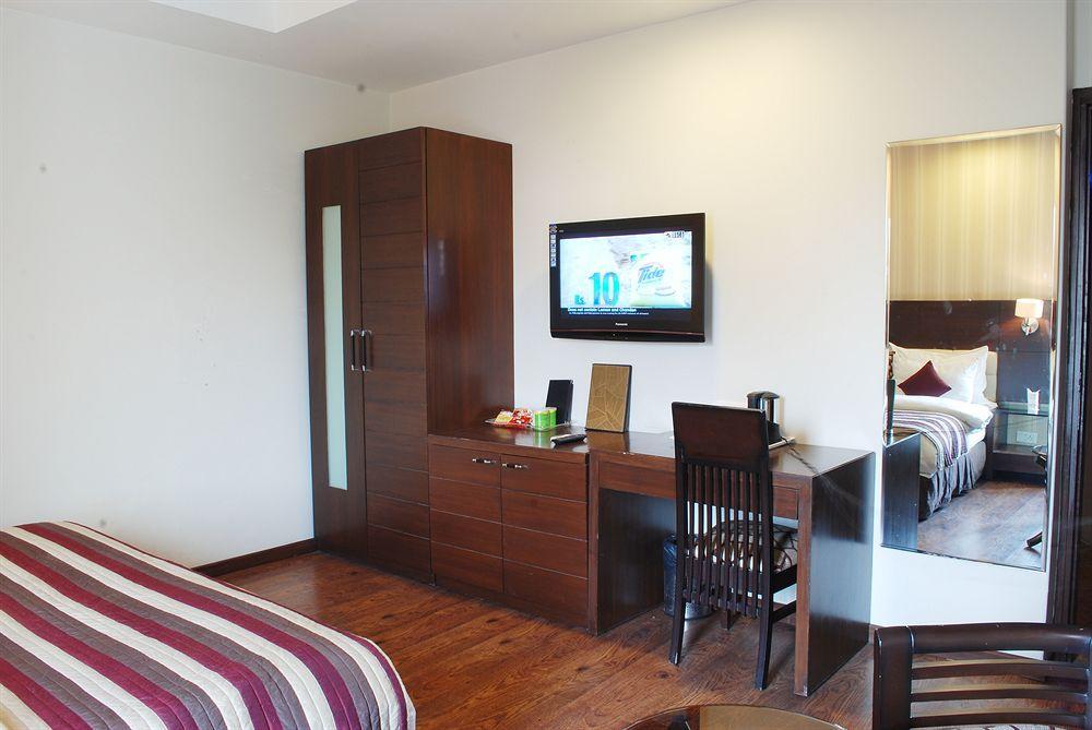 Liv Inn - Naraina New Delhi Exterior photo